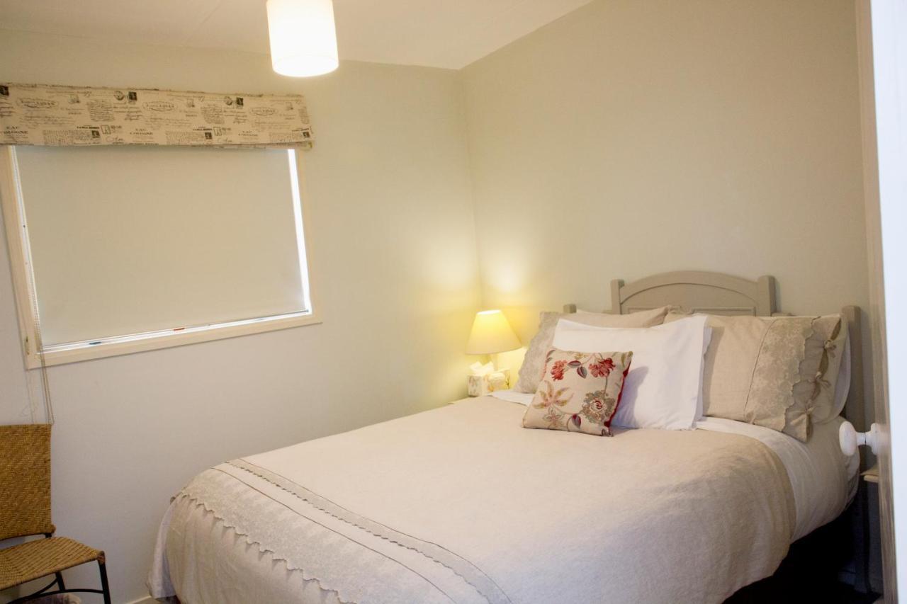 Magnolia House Bed and Breakfast Blenheim Buitenkant foto